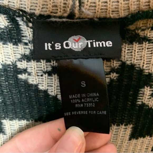 Women's Black, White & Tan Aztec Southwestern Print Open Front Cardigan Sweater - Picture 6 of 9